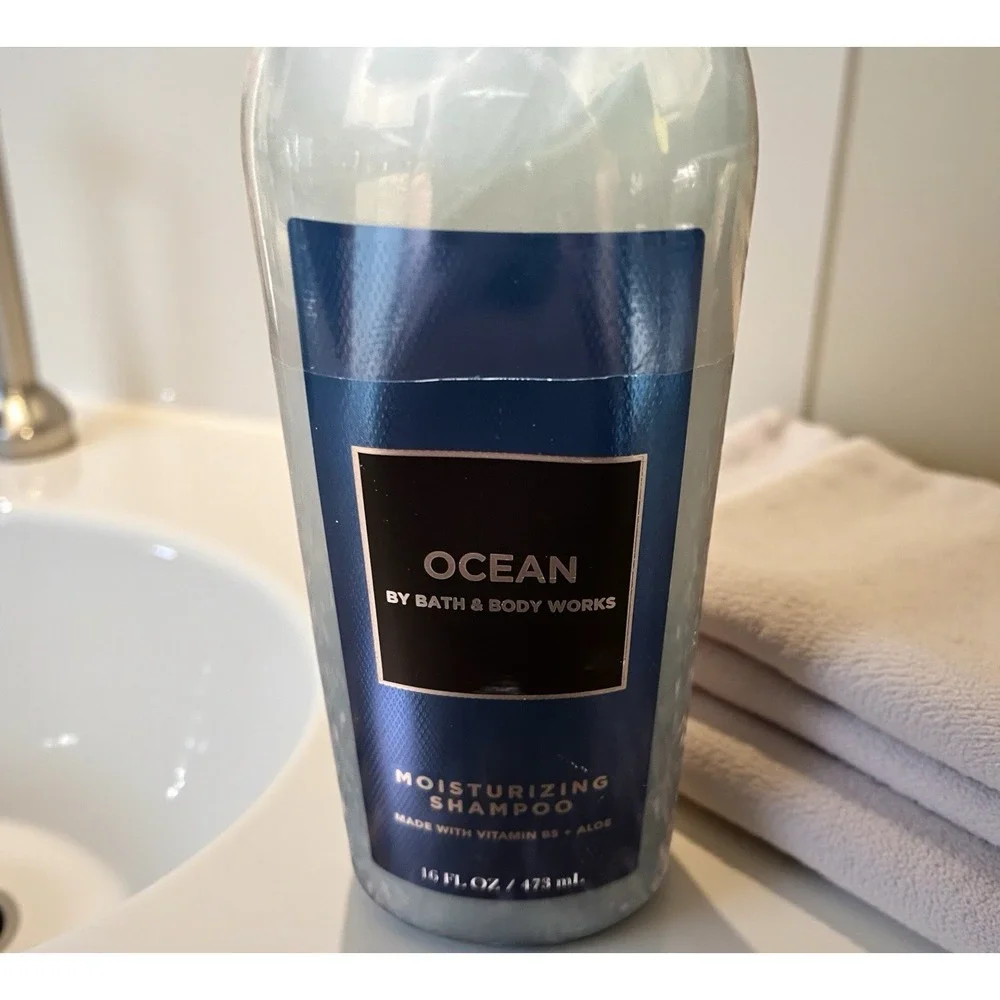 Bath & Body Works Ocean Moisturizing Shampoo Aloe & Vitamin‎ B5 Blue Cypress NEW
